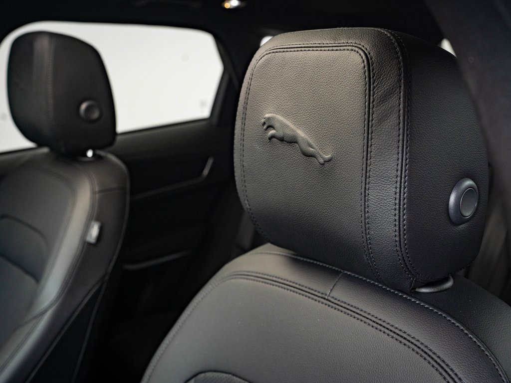 2022 Jaguar F-PACE P250 S photo 20