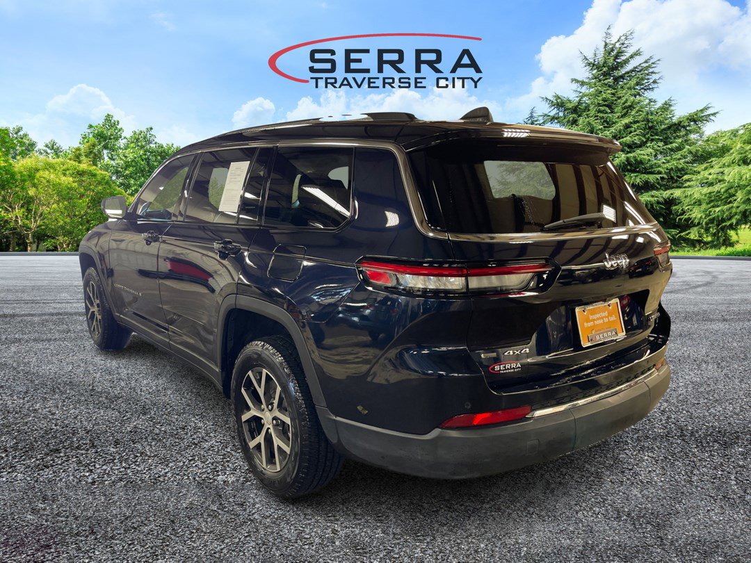 2023 Jeep Grand Cherokee Limited photo 4
