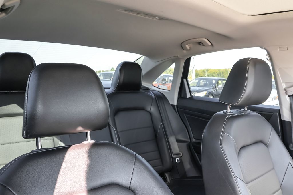 2023 Volkswagen Jetta 1.5T SE photo 32
