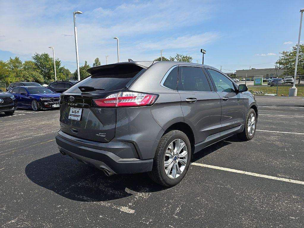 2022 Ford Edge Titanium photo 6