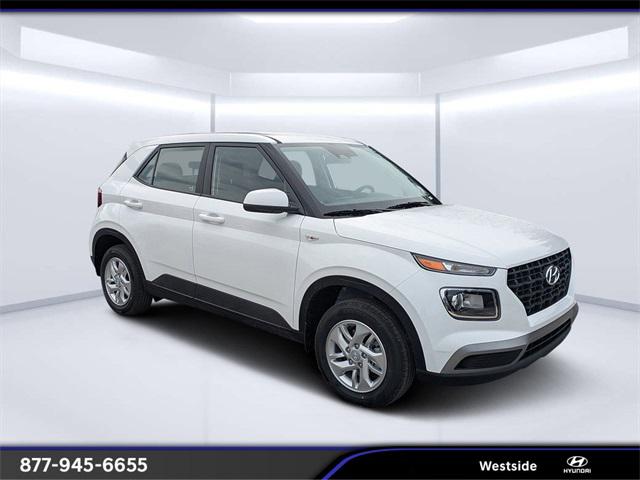 2026 Hyundai Venue SE's photo