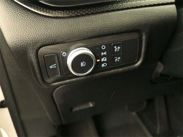 2022 Ford Explorer ST photo 9