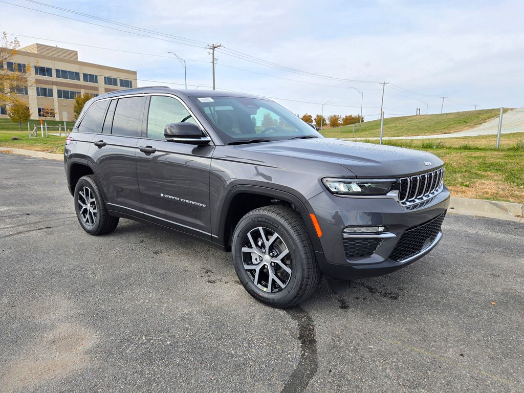 2025 Jeep Grand Cherokee Limited's photo