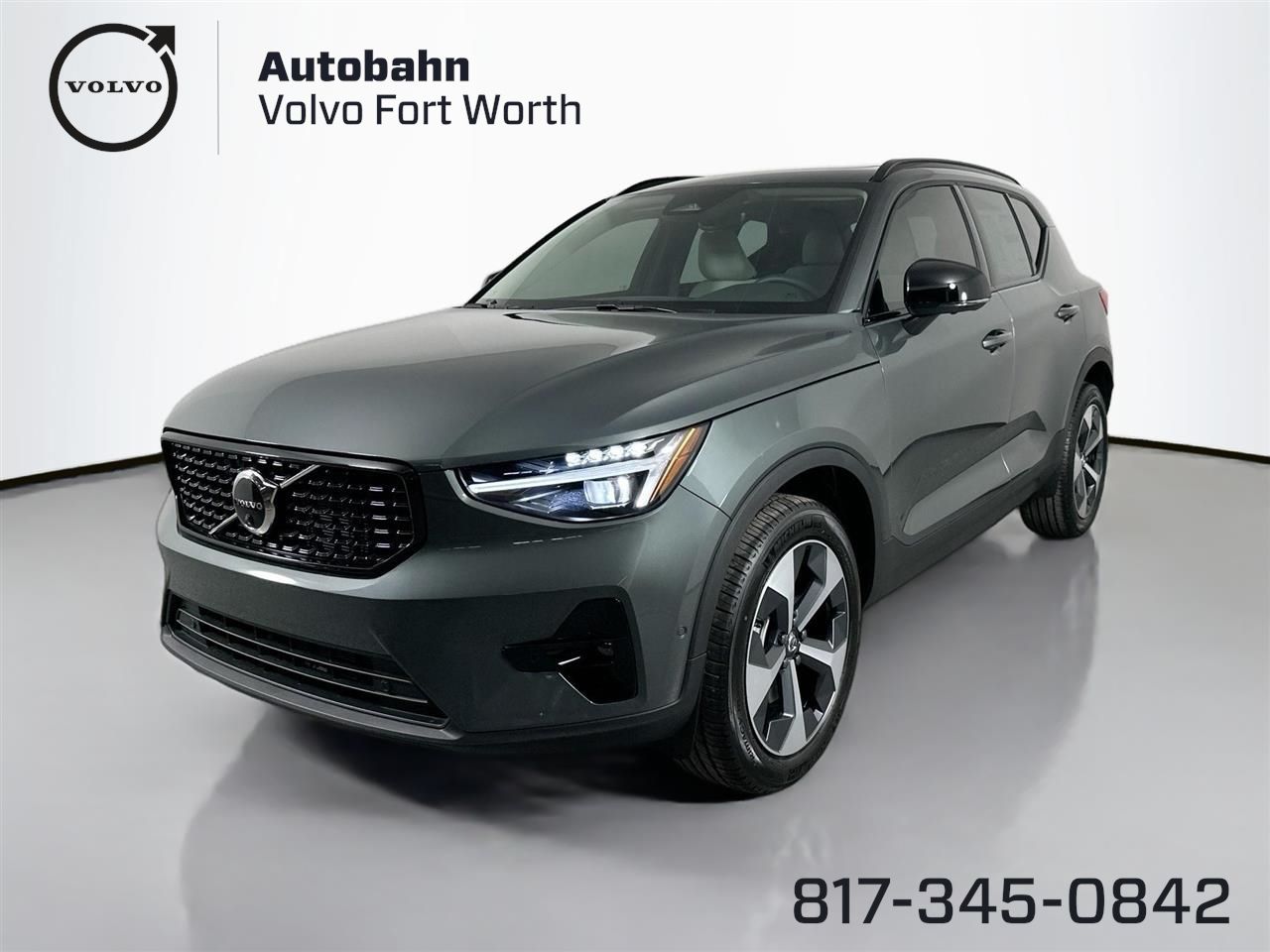 2026 Volvo XC40 Plus's photo