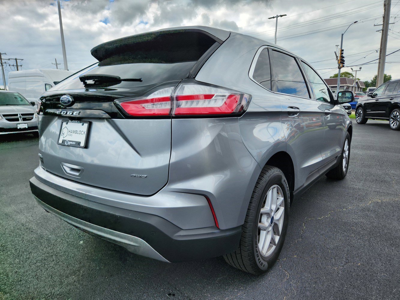 2022 Ford Edge SEL photo 40