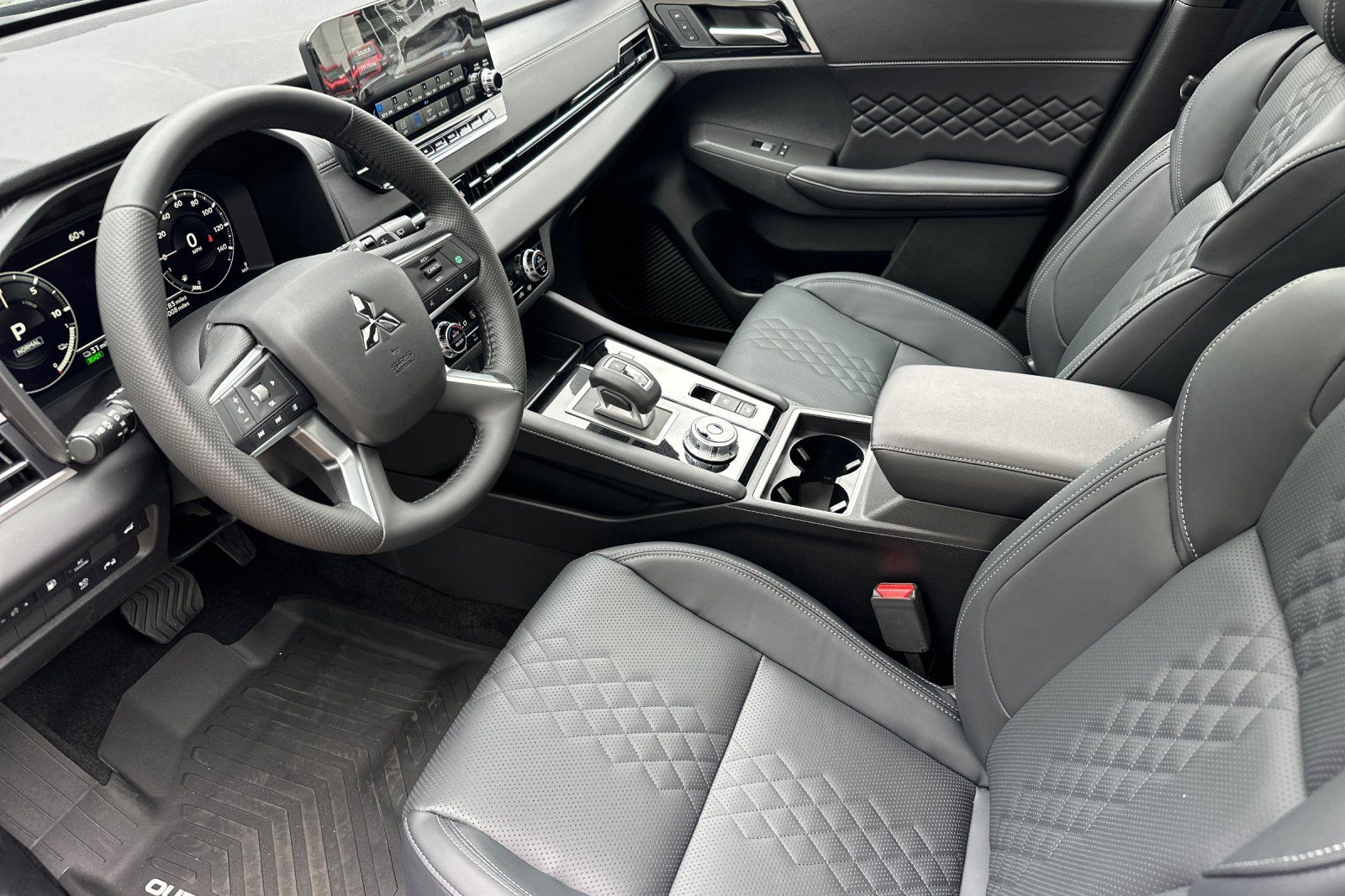 2025 Mitsubishi Outlander PHEV SEL photo 9