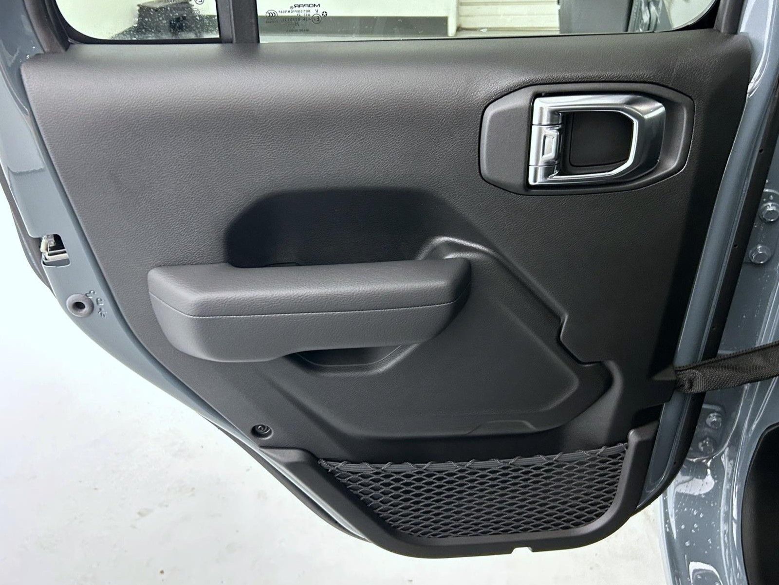 2025 Jeep Wrangler Sport S photo 19