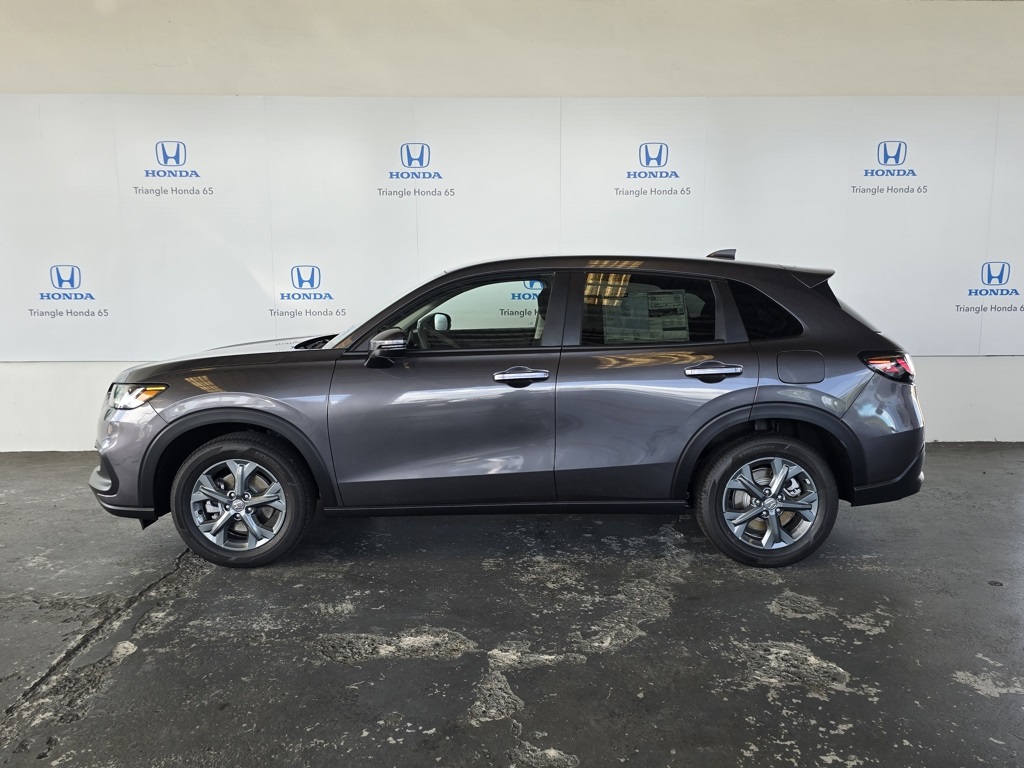 2026 Honda HR-V LX photo 2