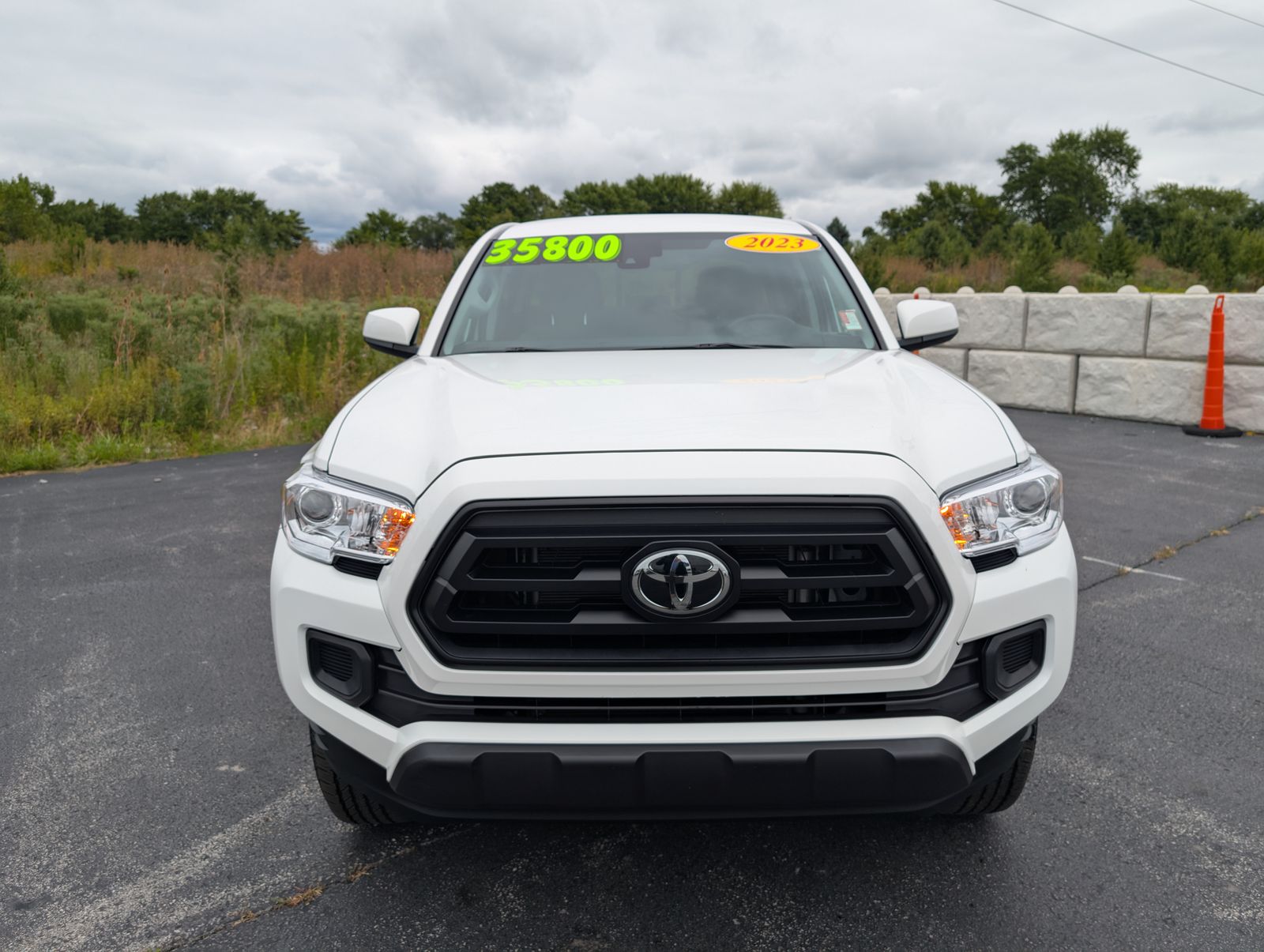 2023 Toyota Tacoma SR 4x4 Double Cab photo 9