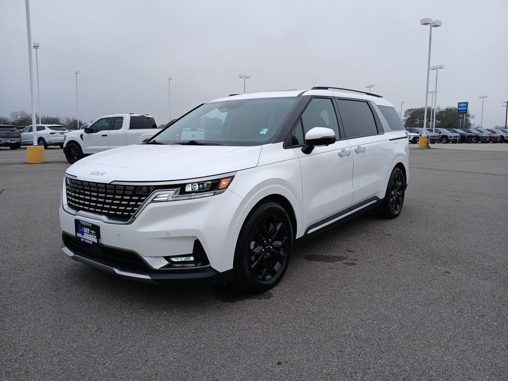 2024 Kia Carnival SX Prestige's photo