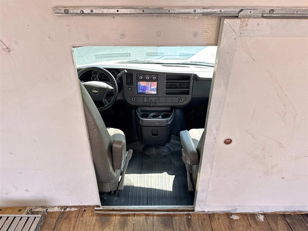 2013 Chevrolet Express 3500 Work Van photo 6