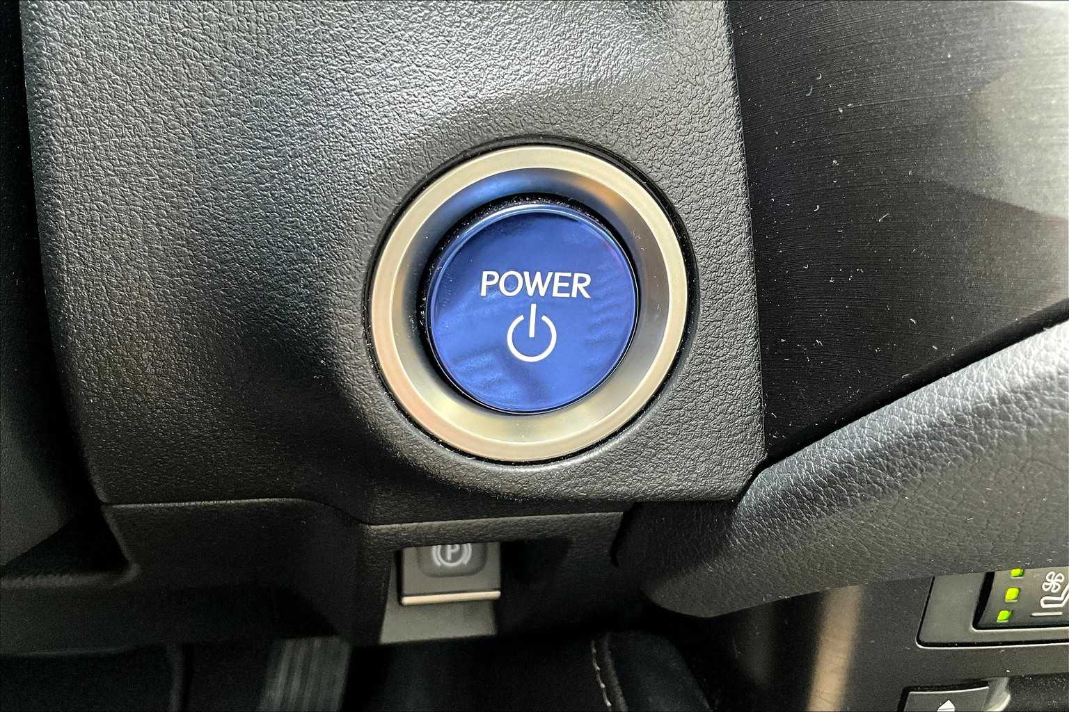 2021 Lexus ES 300h photo 33