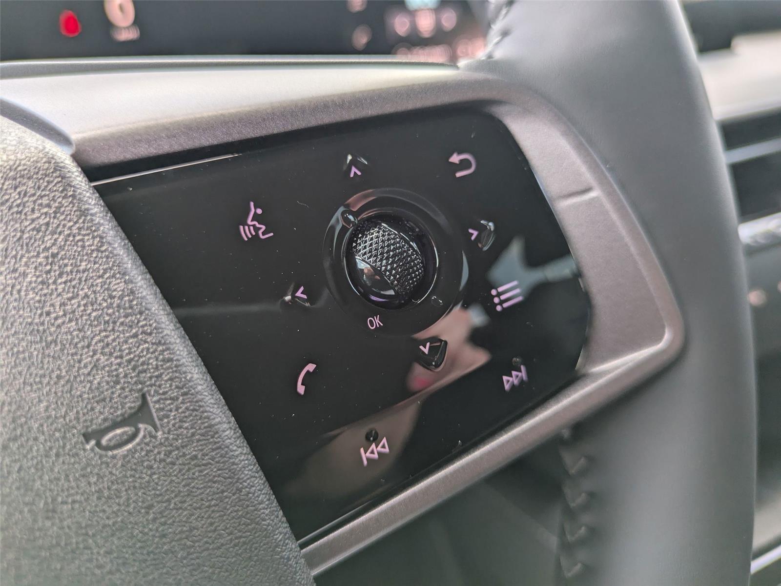 2025 Nissan Murano SV photo 13