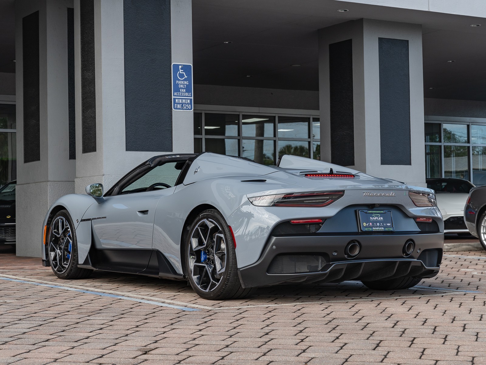 2023 Maserati MC20 Cielo photo 33