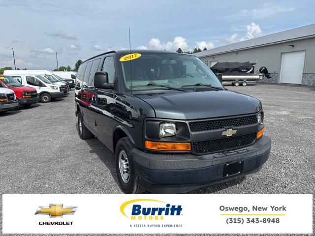 2017 Chevrolet Express Passenger LS's photo