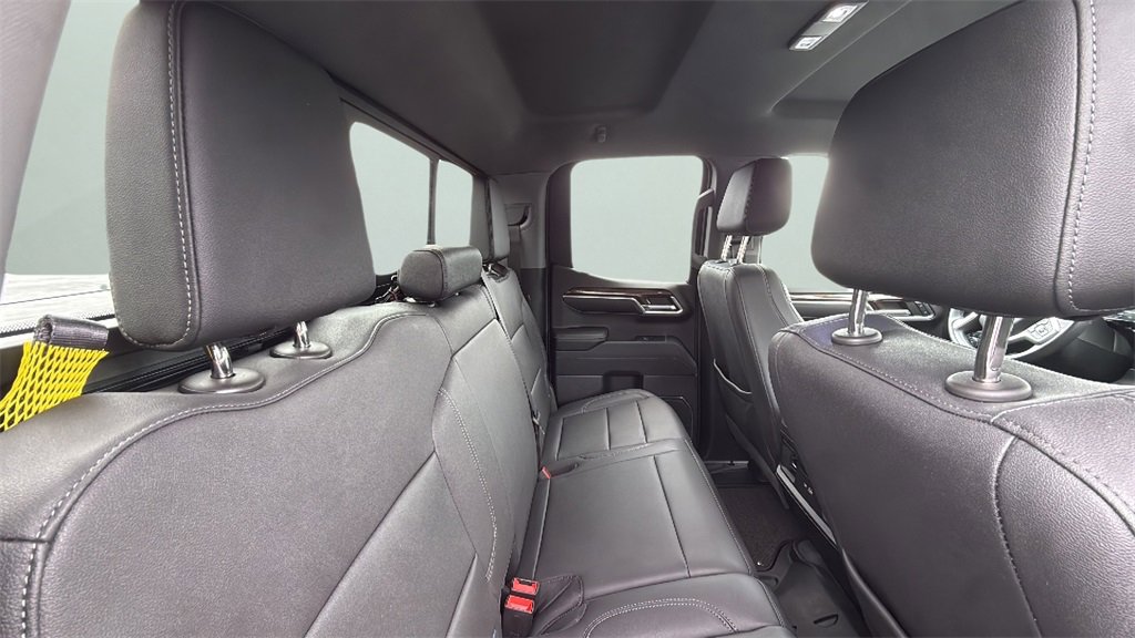 2023 Chevrolet Silverado 1500 RST photo 17