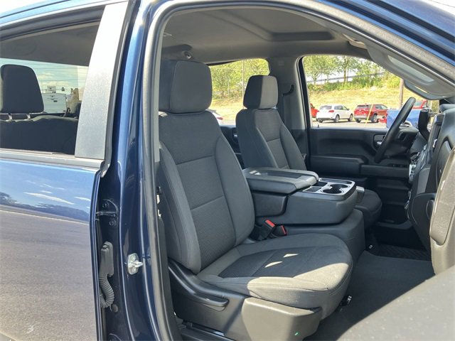 2021 Chevrolet Silverado 2500HD Custom photo 16