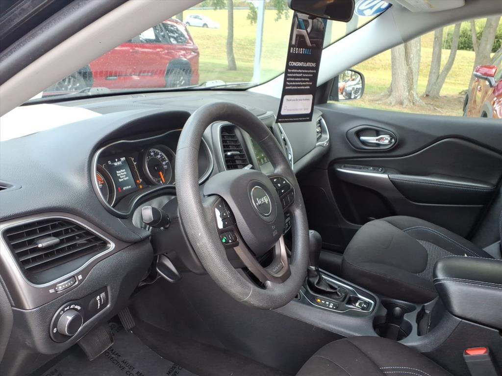 2020 Jeep Cherokee Latitude photo 10