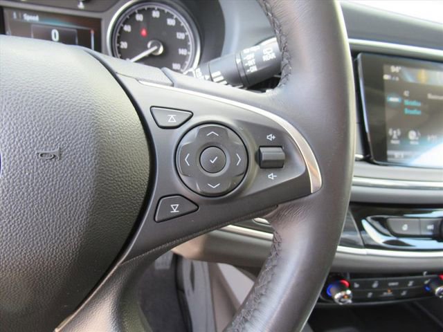 2018 Buick Enclave Essence photo 18