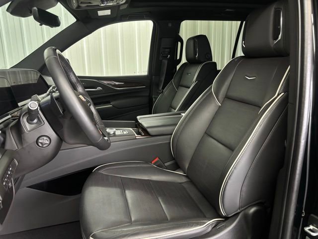 2024 Cadillac Escalade Premium Luxury photo 5