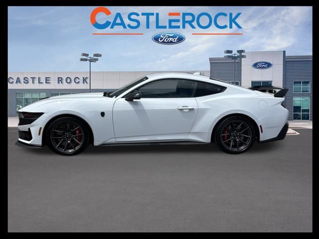 2025 Ford Mustang Dark Horse Premium photo 2