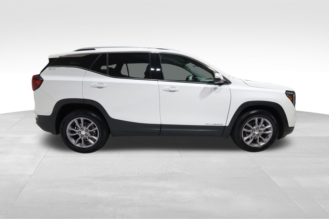 2024 Gmc Terrain SLT photo 4