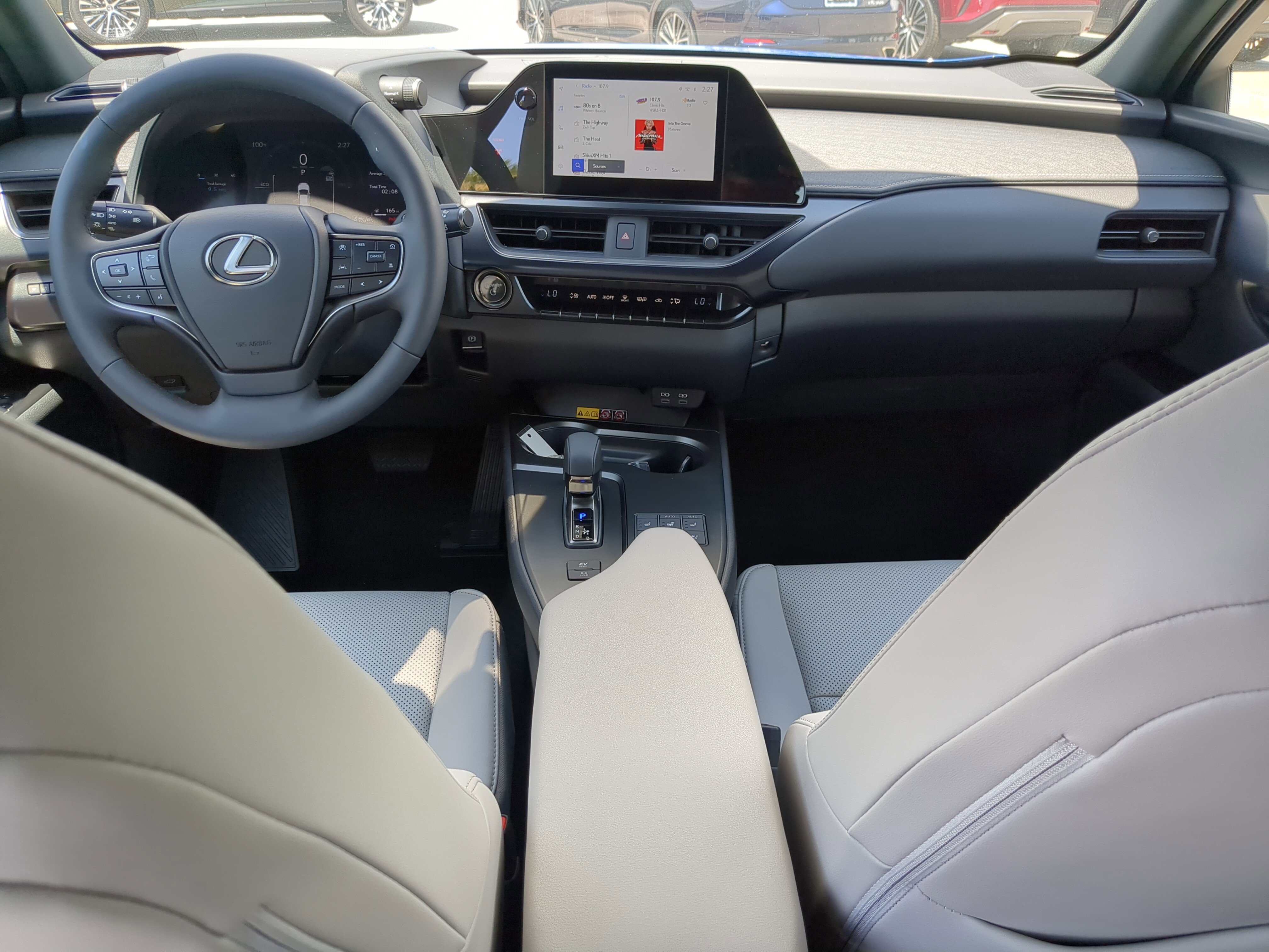 2025 Lexus UX Premium photo 9