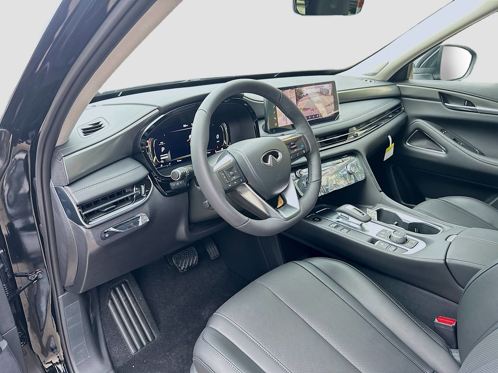 2026 Infiniti QX60 Luxe photo 7