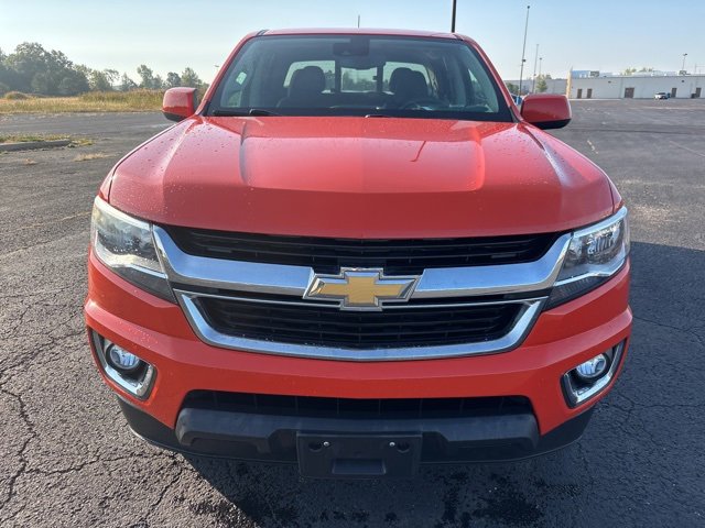 2019 Chevrolet Colorado LT photo 2