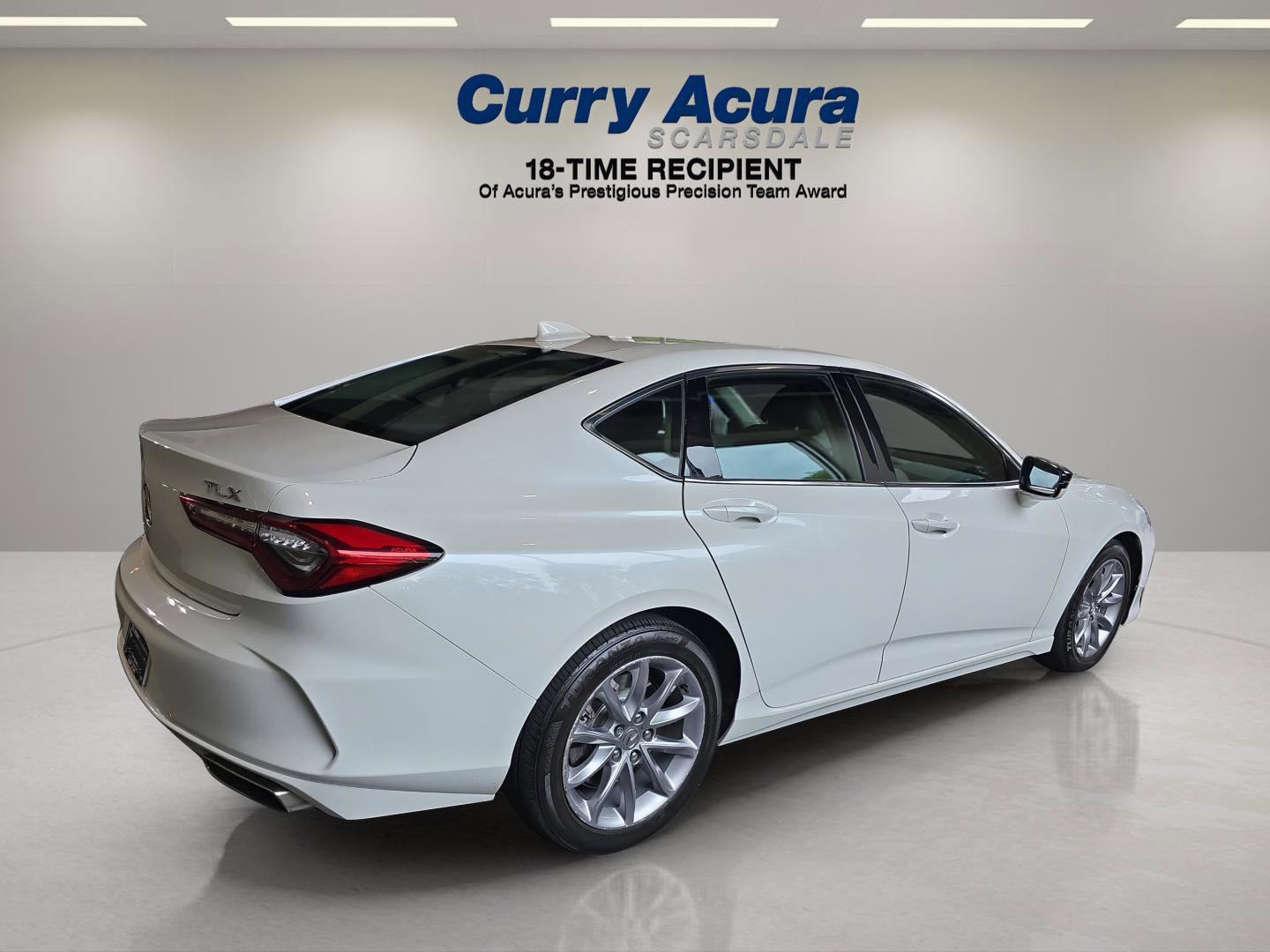 2023 Acura TLX photo 4