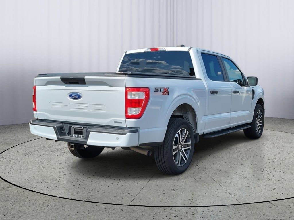 2022 Ford F-150 XL photo 4