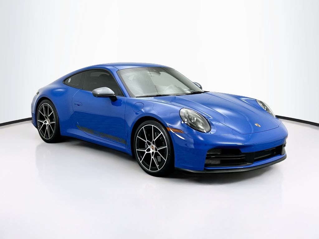 2025 Porsche 911 T photo 3