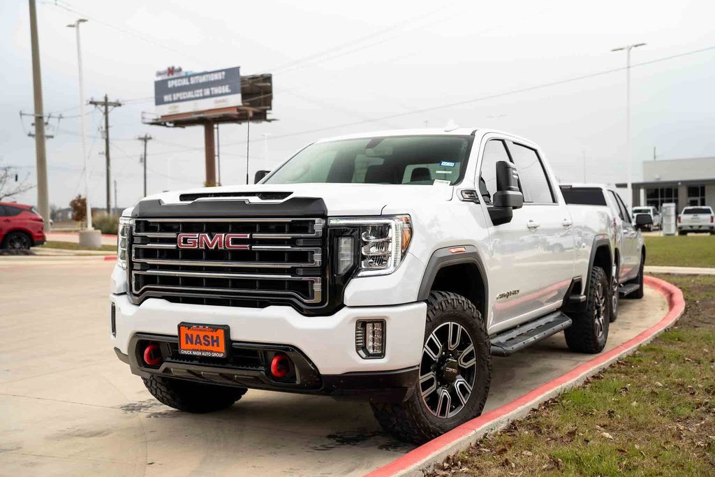 2022 GMC Sierra 2500HD AT4's photo
