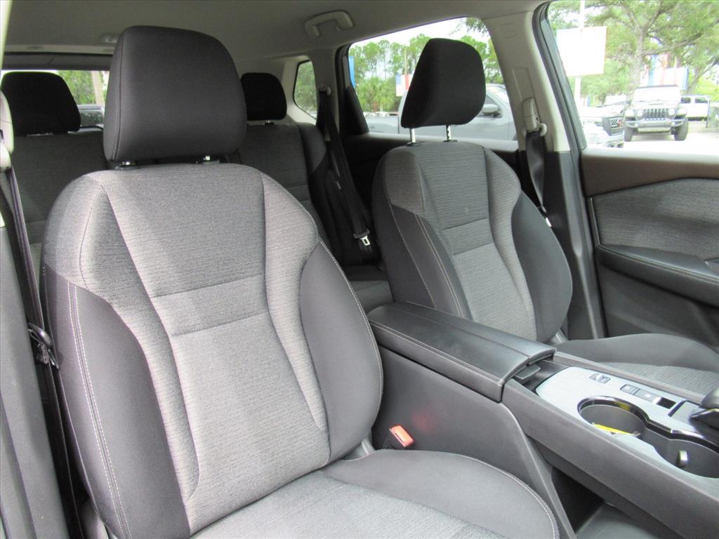 2021 Nissan Rogue S photo 7