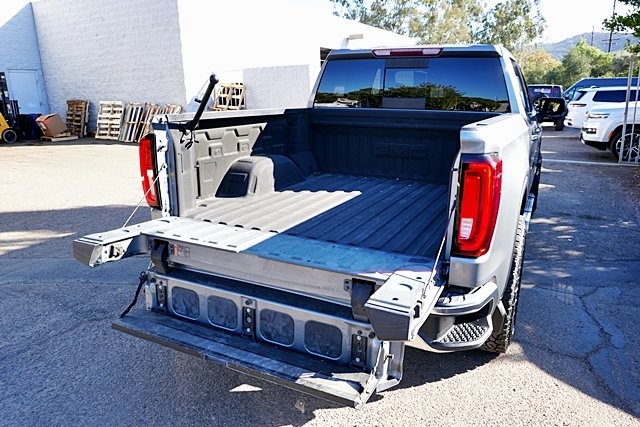 Used 2019 Gray GMC SLT image 16