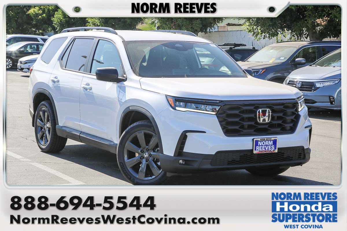 2025 Honda Pilot Sport's photo