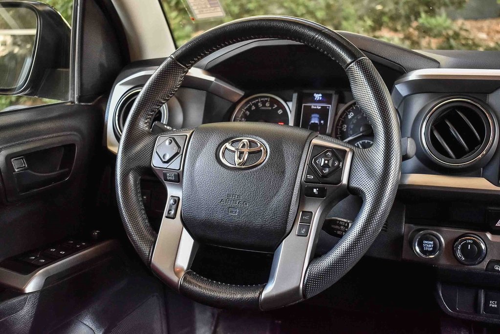 2023 Toyota Tacoma SR5 photo 14