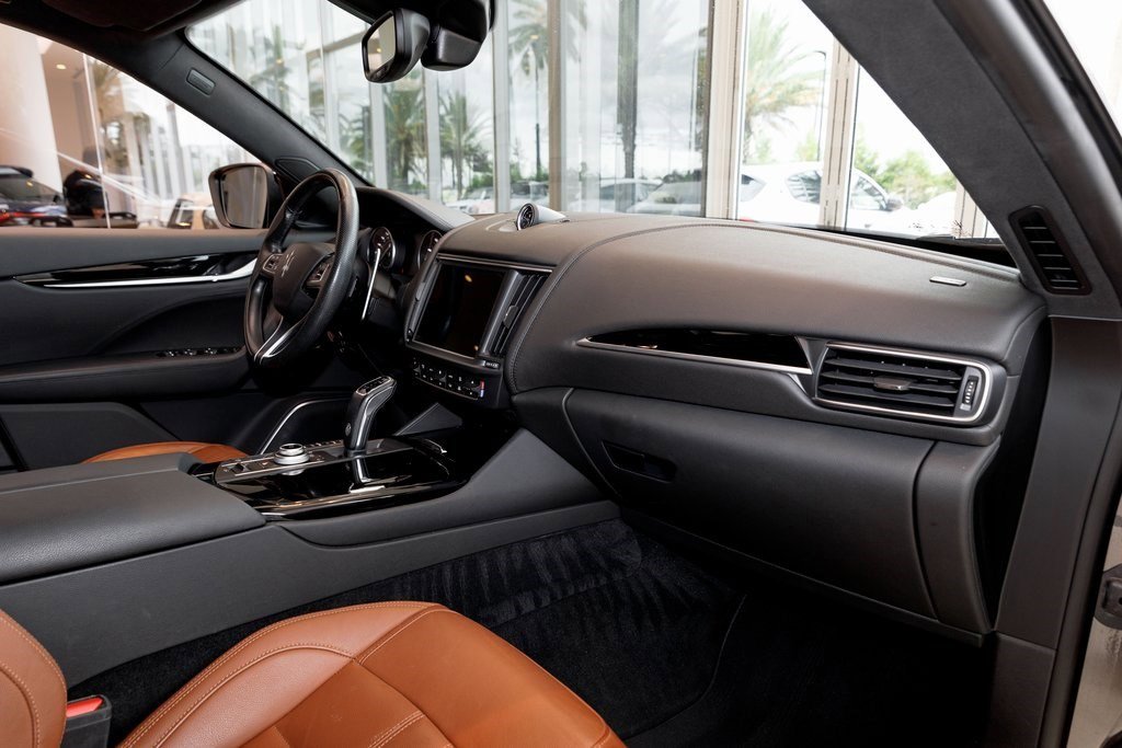 2021 Maserati Levante GranSport photo 39
