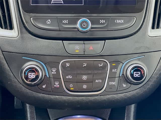 2023 Chevrolet Malibu 1LT photo 13