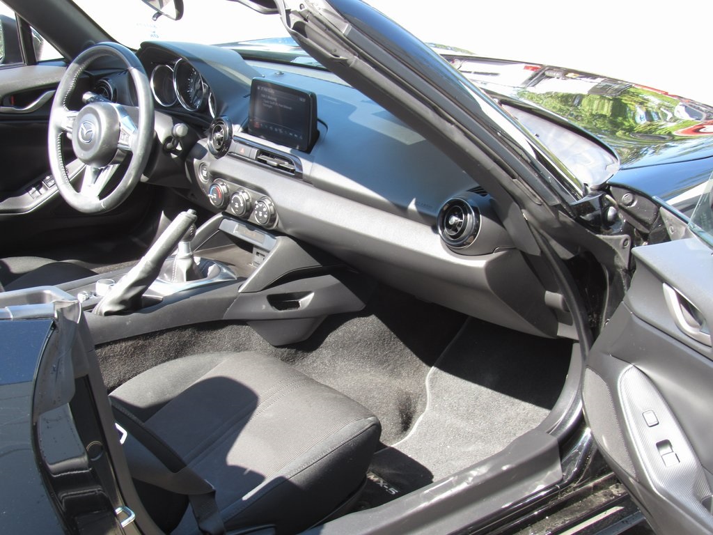 2020 Mazda MX-5 Miata Miata Sport photo 12