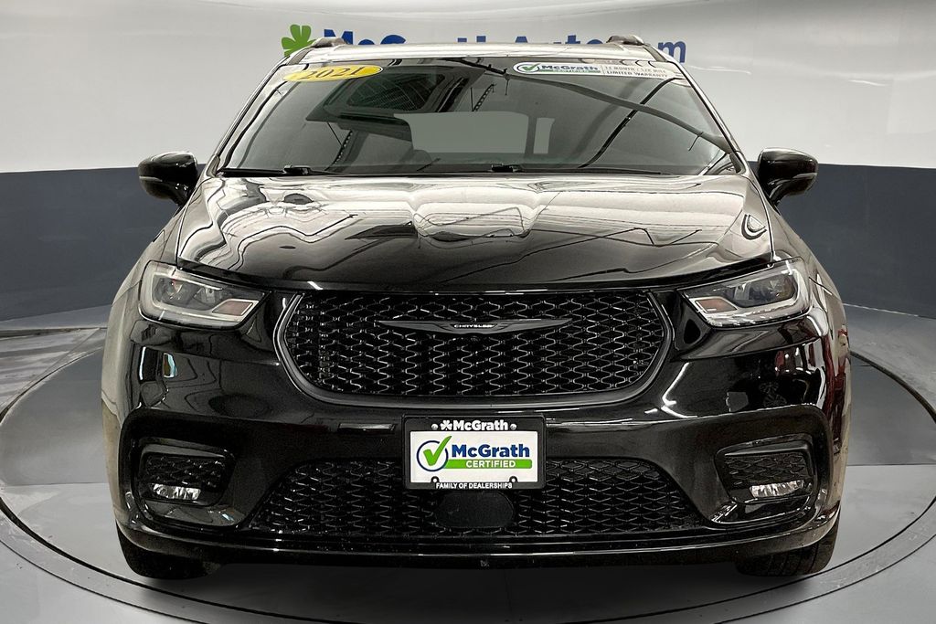 2021 Chrysler Pacifica Touring L photo 3