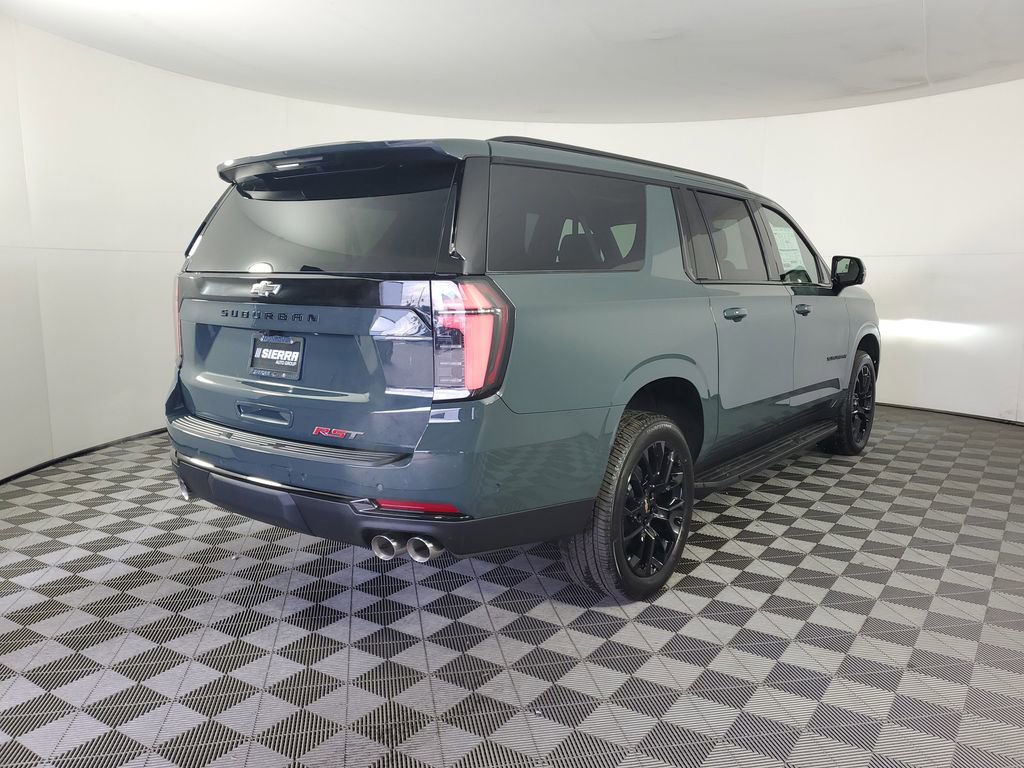 2026 Chevrolet Suburban RST photo 4