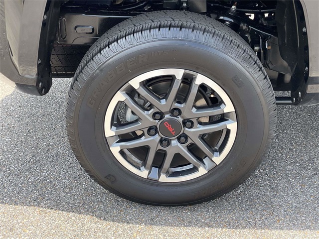 2024 Toyota Tacoma TRD Sport photo 2
