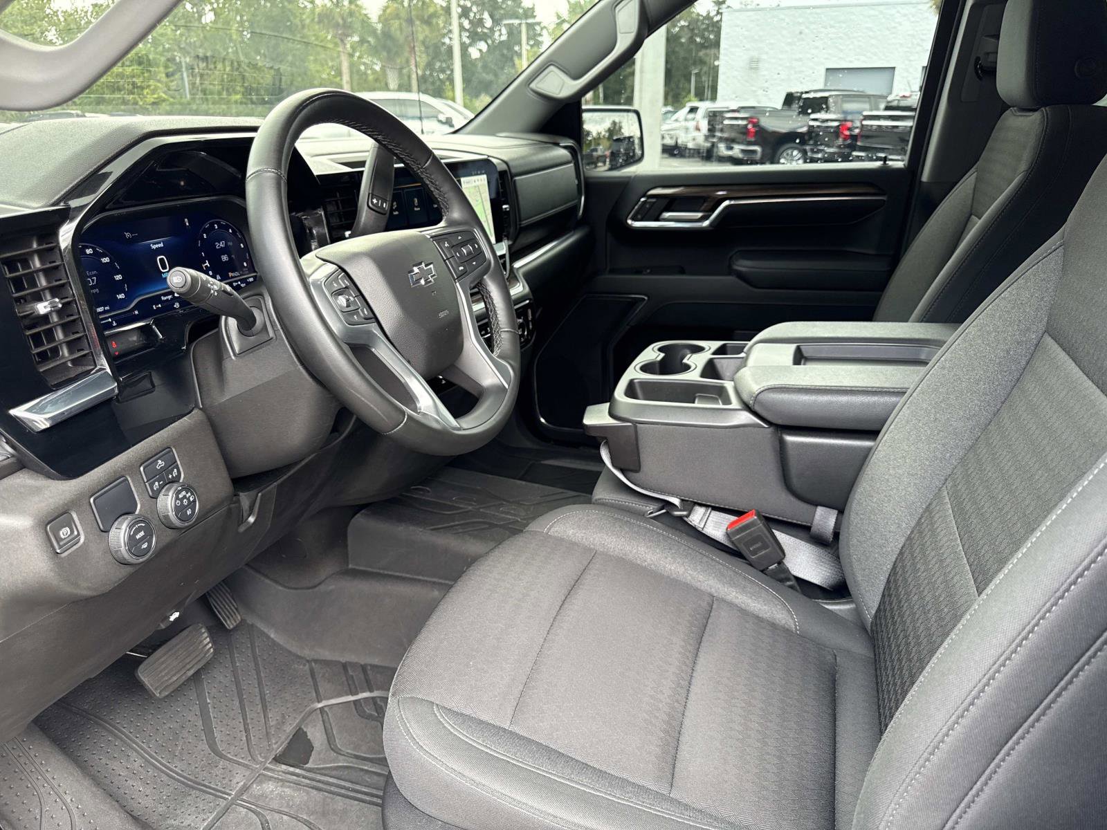 2024 Chevrolet Silverado 1500 RST photo 20
