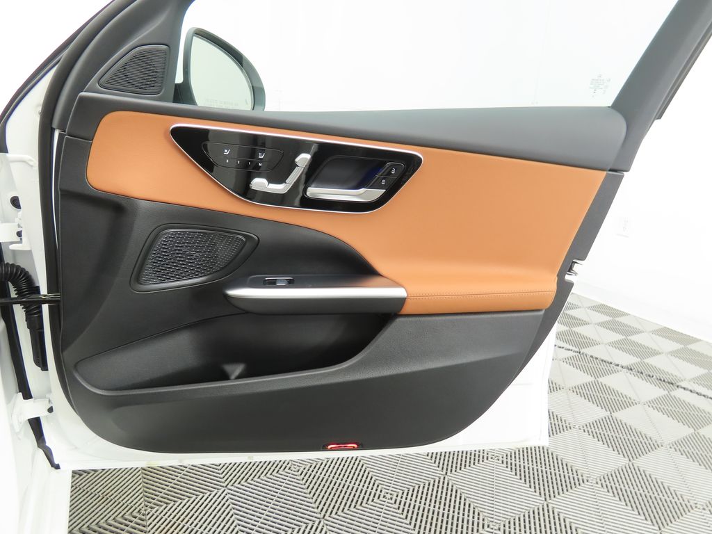 2025 Mercedes Benz C 300 photo 24
