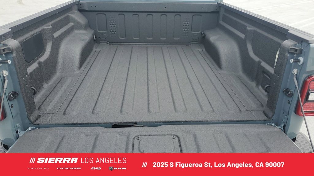 2026 Jeep Gladiator Sport S's photo