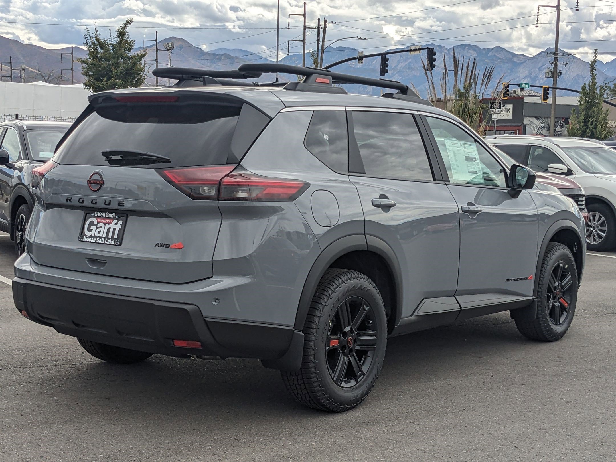 2026 Nissan Rogue SV photo 3
