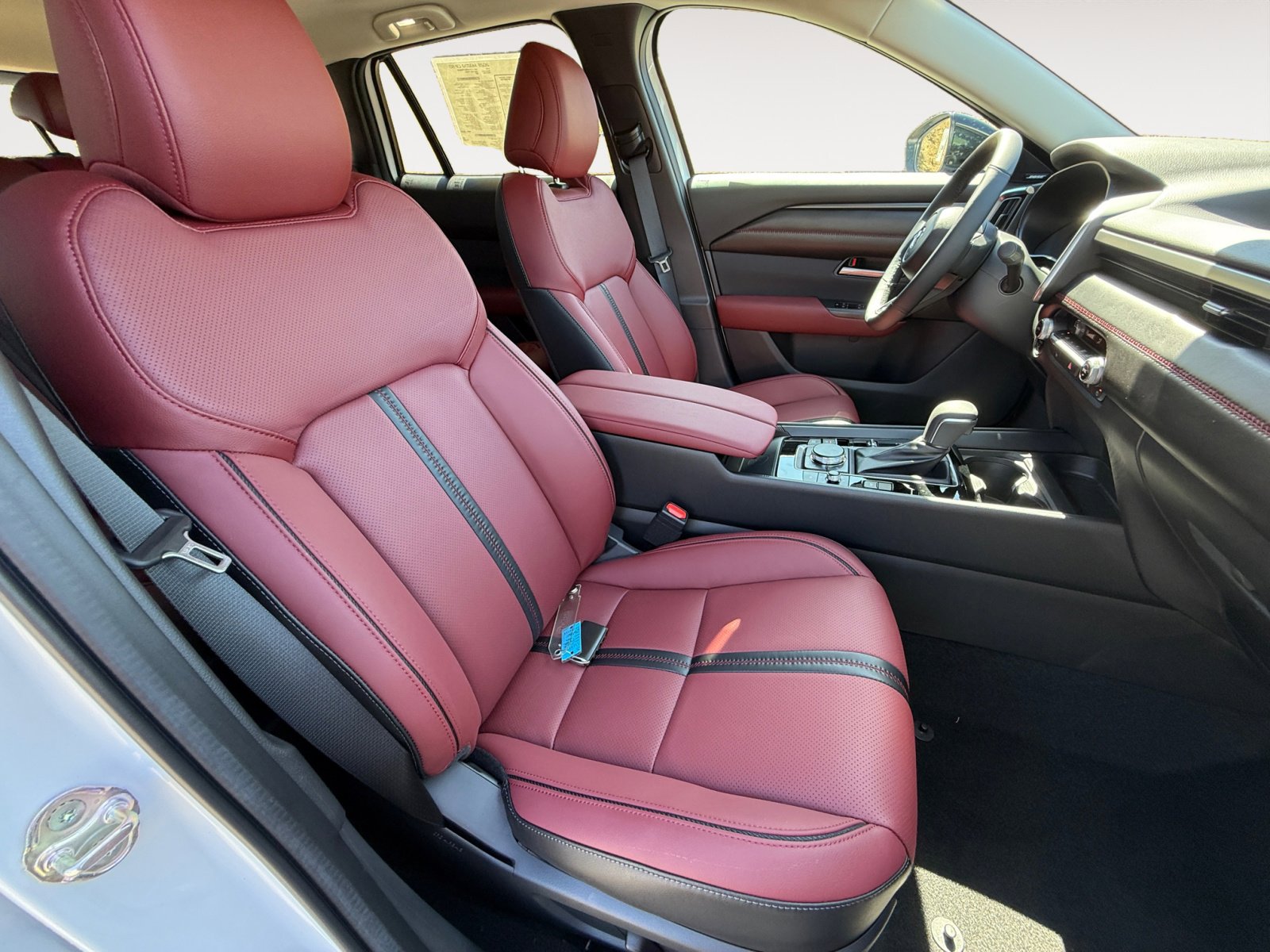 2025 Mazda CX-50 Premium photo 18