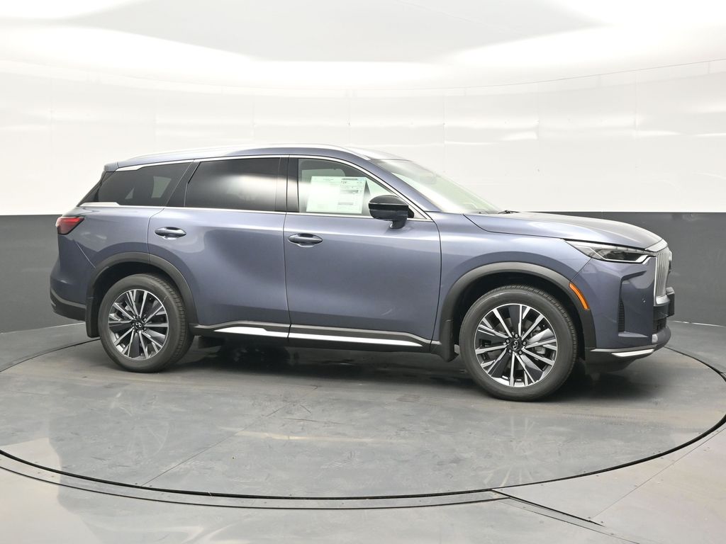 2026 Infiniti QX60 Luxe photo 6