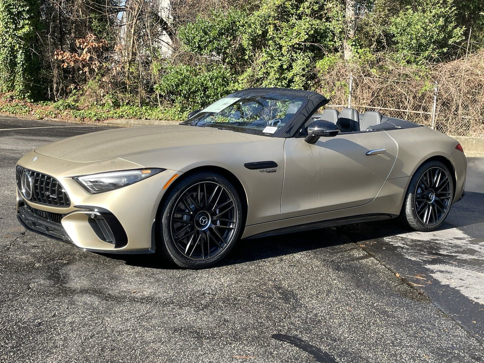 2025 Mercedes Benz SL AMG 63 photo 2